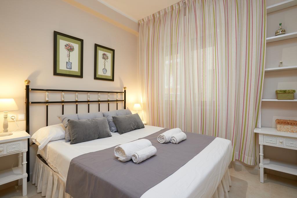 DIFFERENTFLATS Morsa Lägenhet Salou Exteriör bild